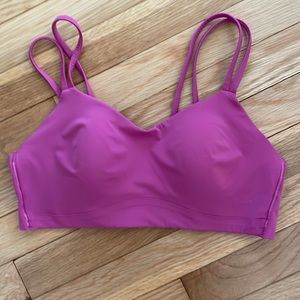 Lululemon- like a cloud bra